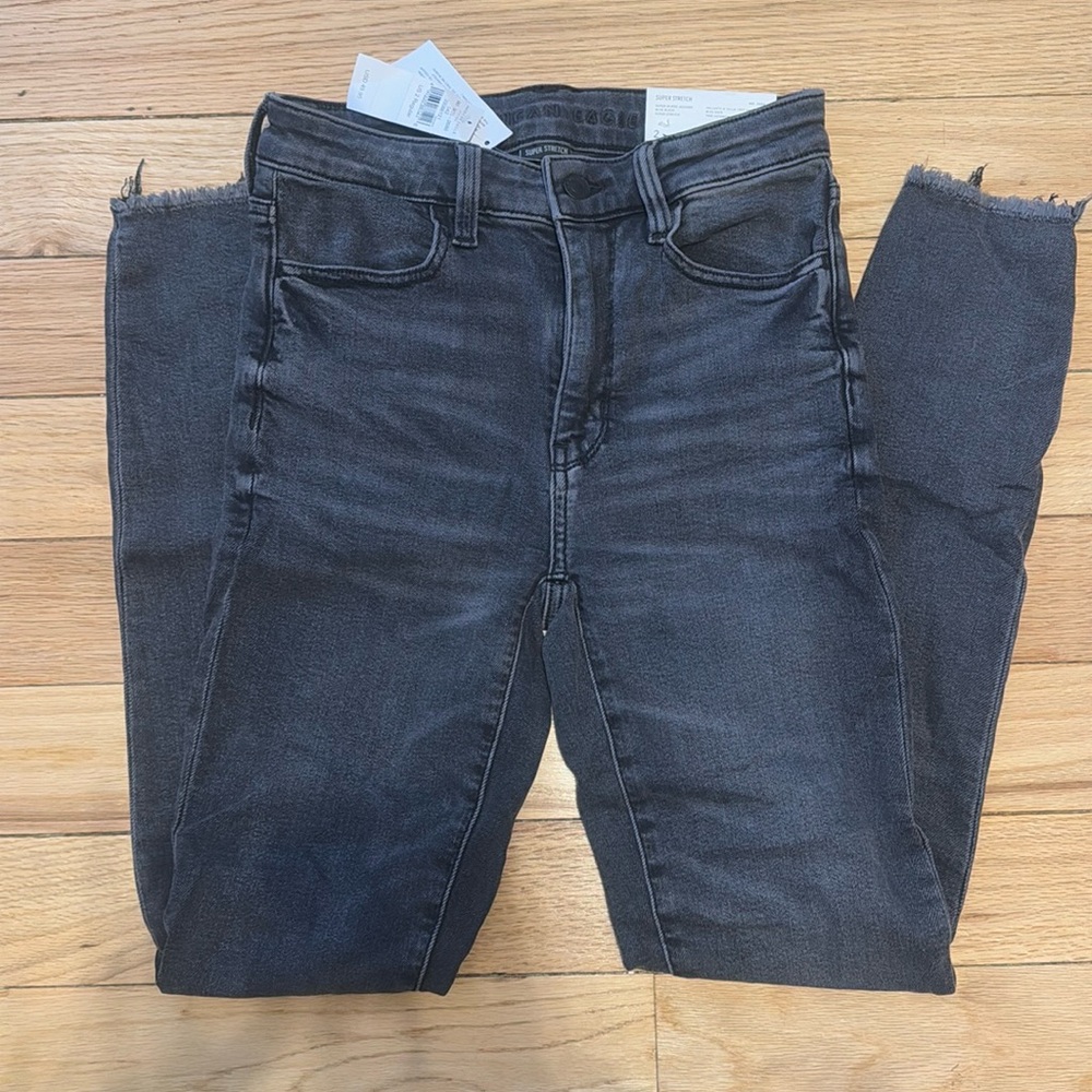 American Eagle Super Hi-Rise Jegging